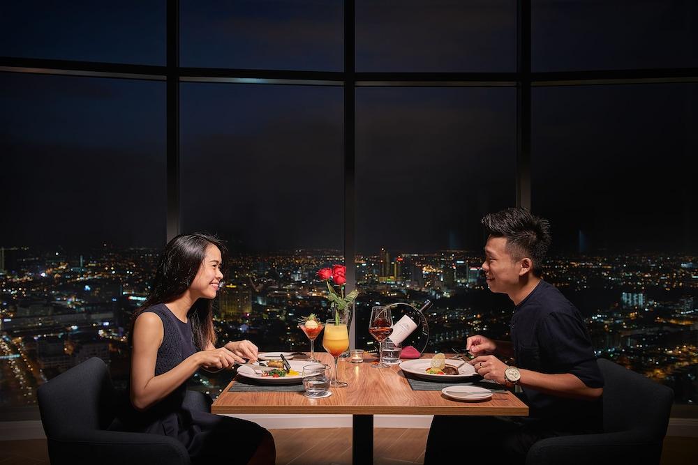 Hatten Place 5* Malacca