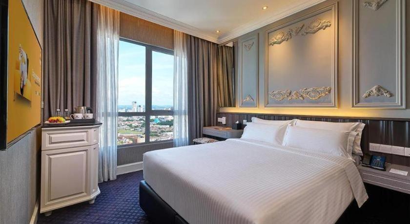Hatten Place 5*