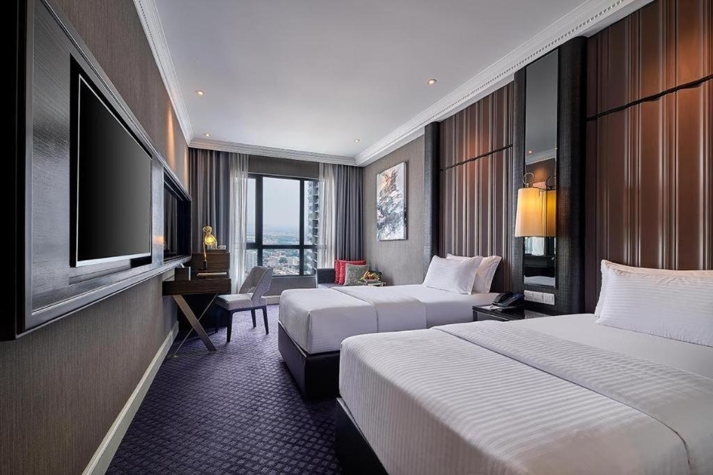 Hatten Place